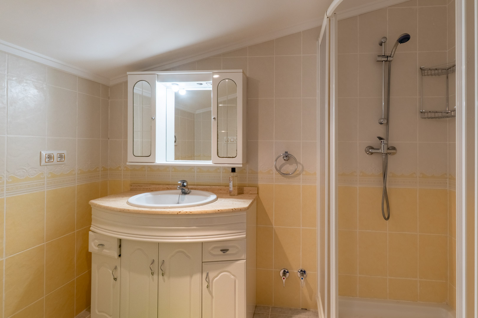 3 Bed, 3 Bath, HouseFor Sale, Jalon, Alicante