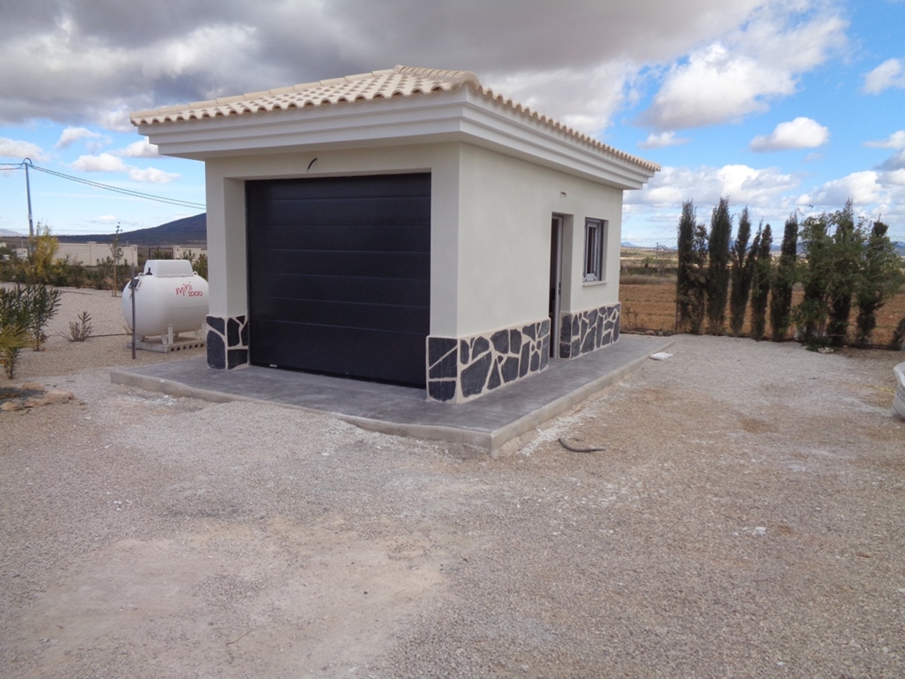 3 Bed, 2 Bath, HouseFor Sale, Pinoso, Alicante