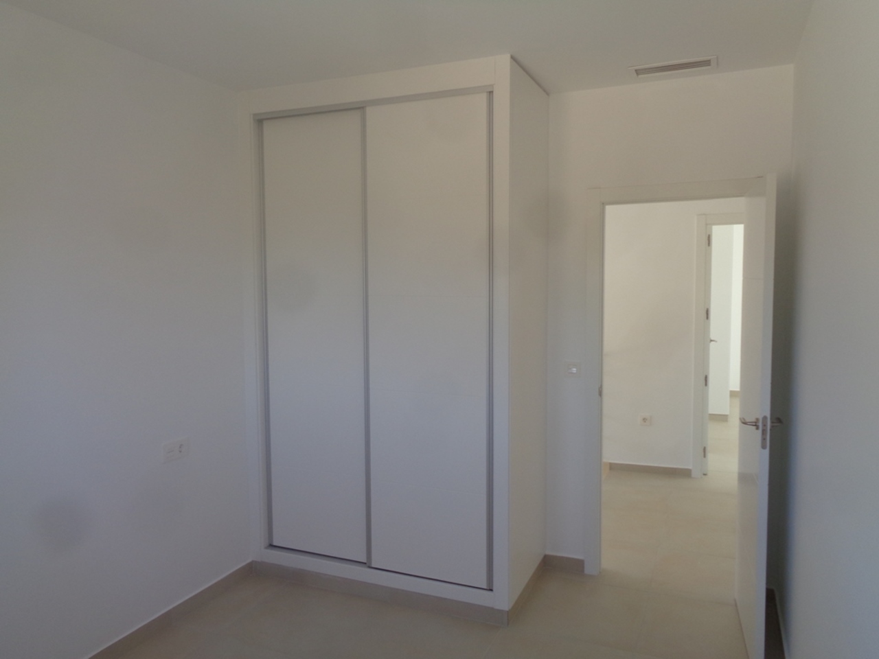 4 Bed, 3 Bath, HouseFor Sale, Pinoso, Alicante