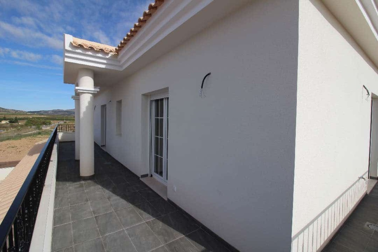 4 Bed, 3 Bath, HouseFor Sale, Pinoso, Alicante
