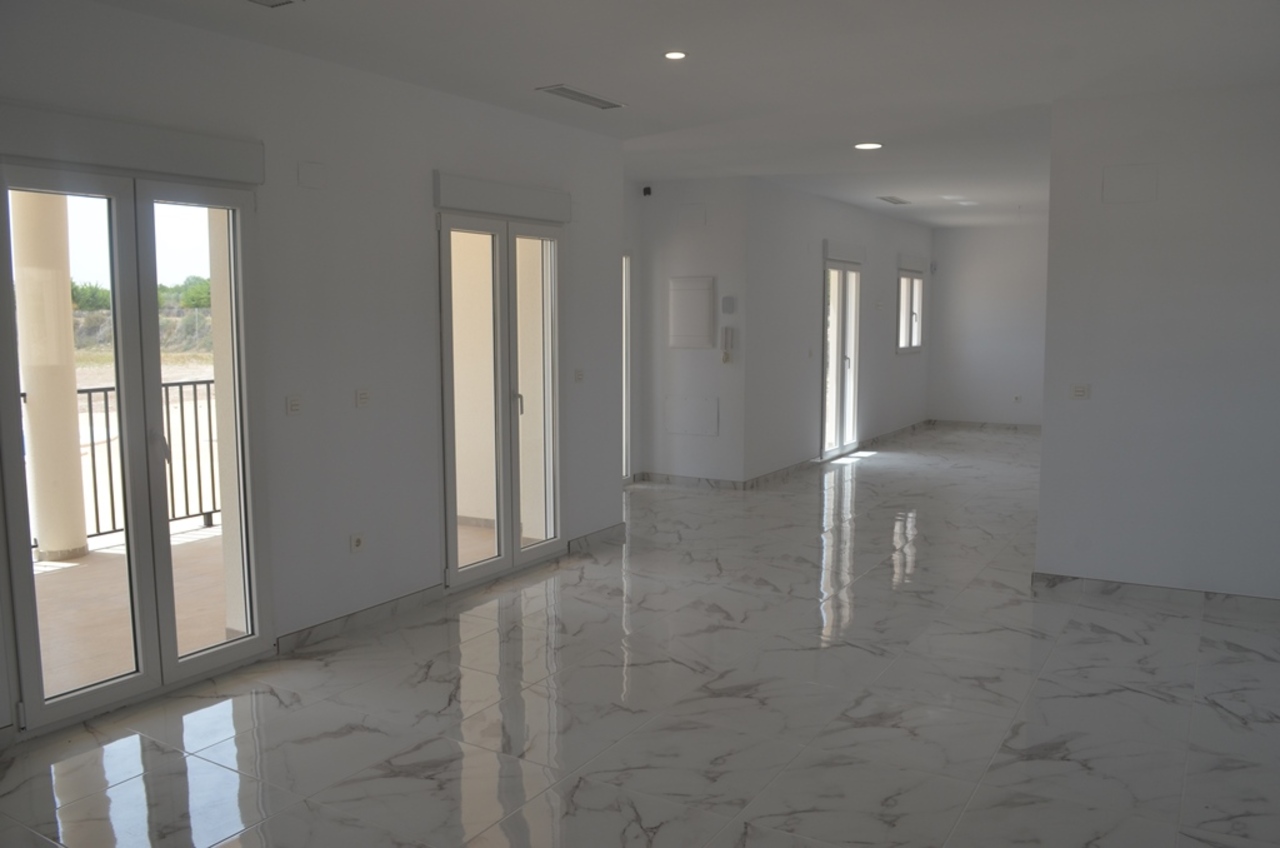 5 Bed, 3 Bath, HouseFor Sale, Pinoso, Alicante