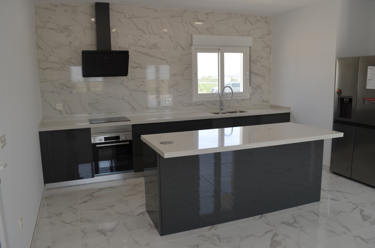 5 Bed, 3 Bath, HouseFor Sale, Pinoso, Alicante