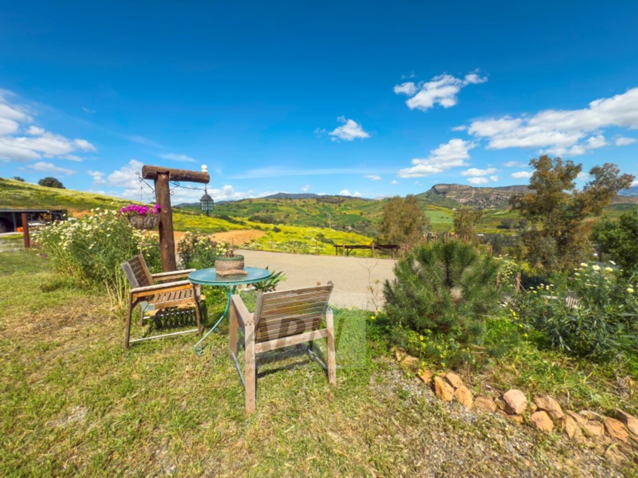 3 Bed, 2 Bath, HouseFor Sale, Pizarra, Malaga