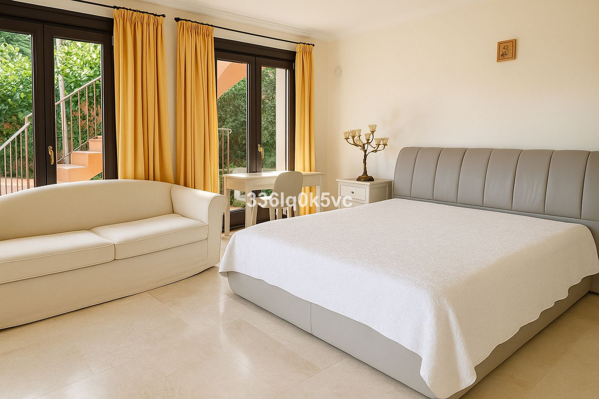 4 Bed, 5 Bath, HouseFor Sale, Sierra Blanca, Malaga