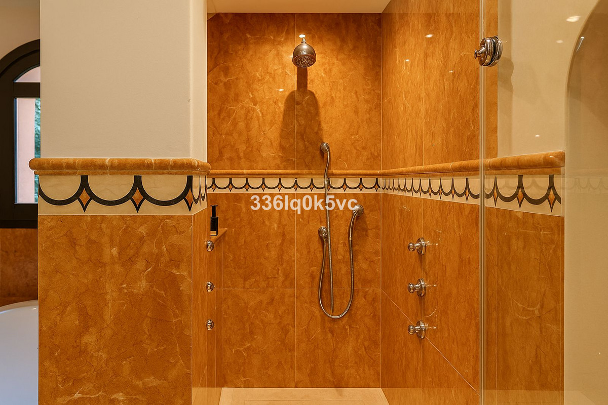 4 Bed, 5 Bath, HouseFor Sale, Sierra Blanca, Malaga