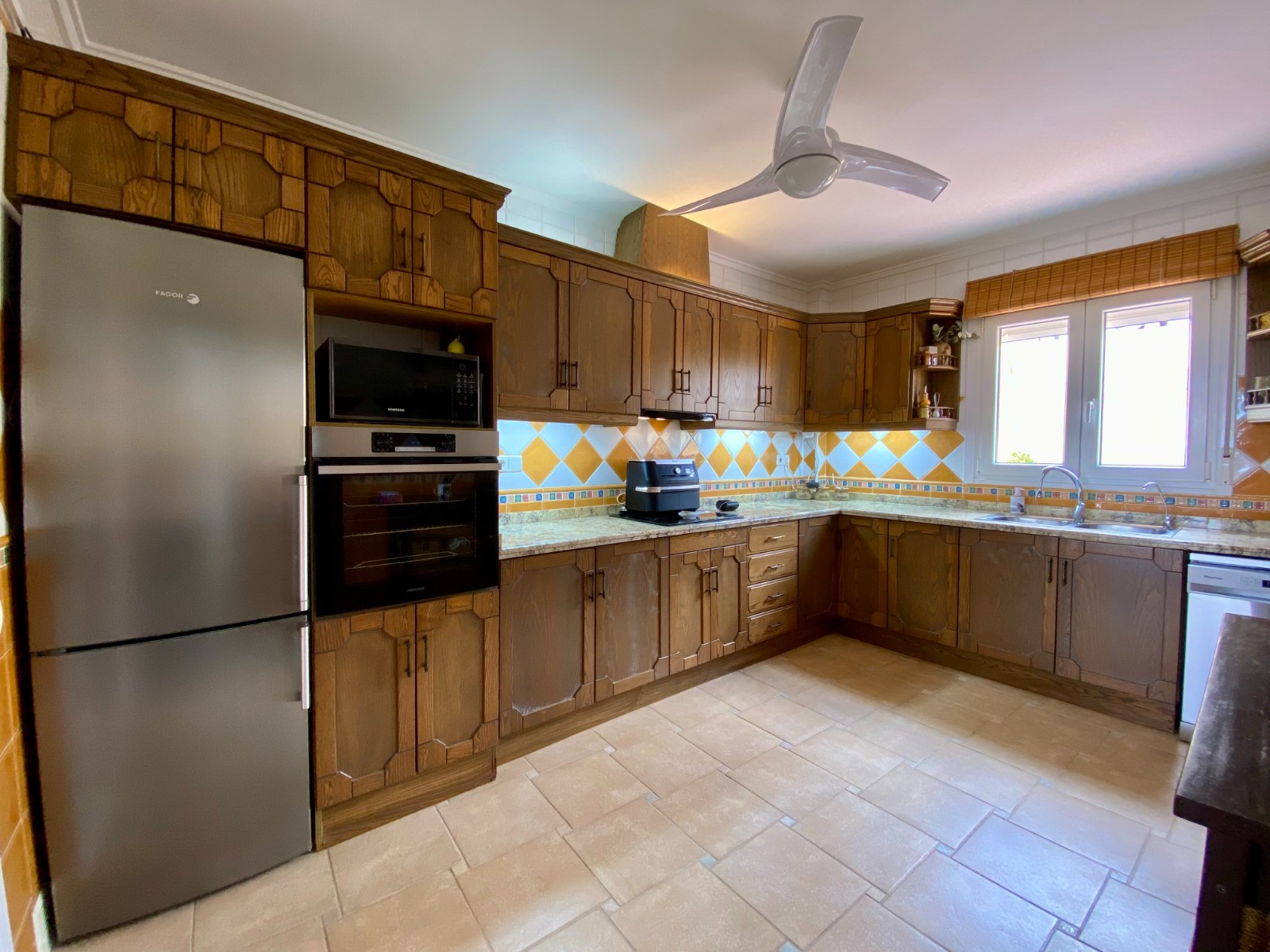 3 Bed, 2 Bath, HouseFor Sale, Algorfa, Alicante