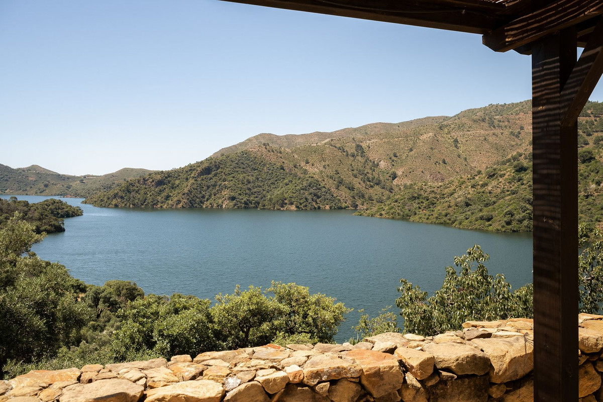 6 Bed, 6 Bath, HouseFor Sale, Istán, Malaga