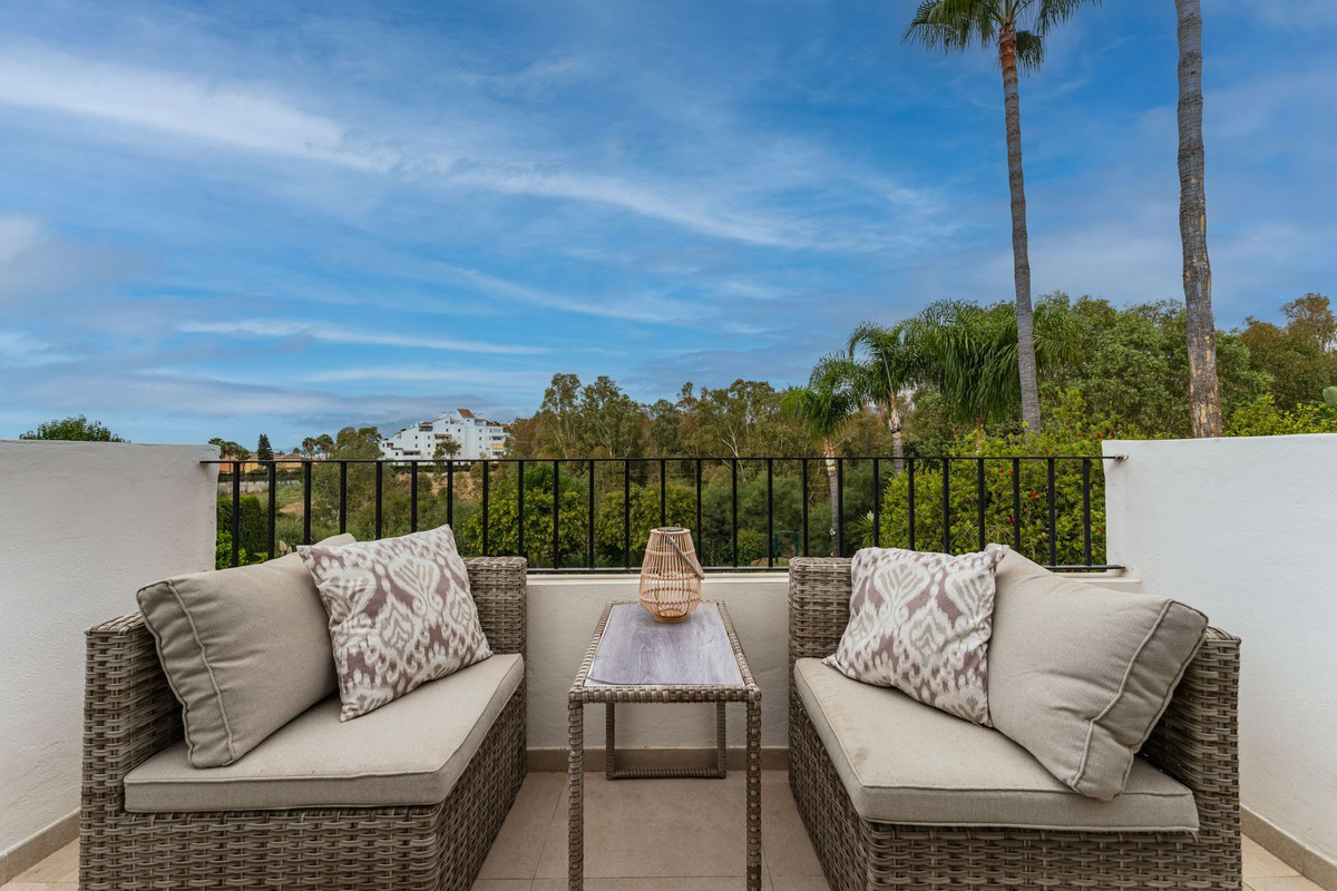 6 Bed, 4 Bath, HouseFor Sale, Atalaya, Malaga