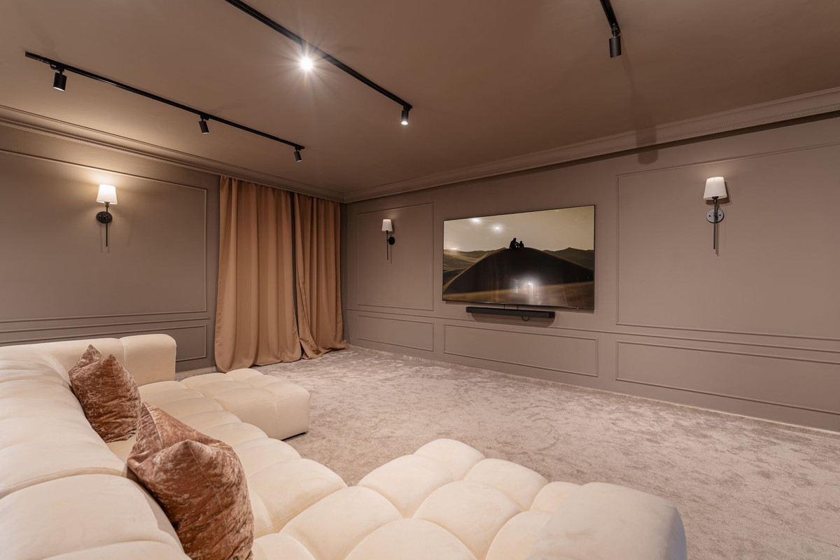 6 Bed, 4 Bath, HouseFor Sale, Atalaya, Malaga