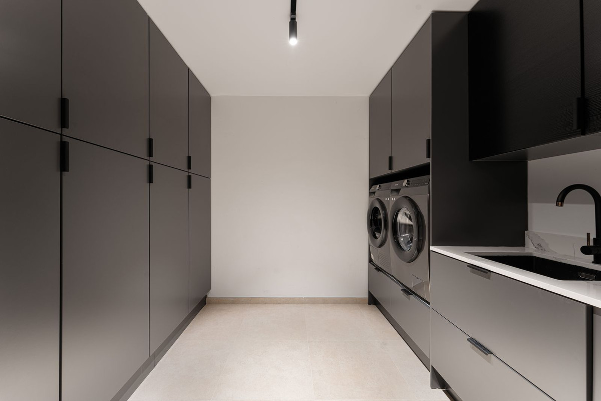 6 Bed, 4 Bath, HouseFor Sale, Atalaya, Malaga