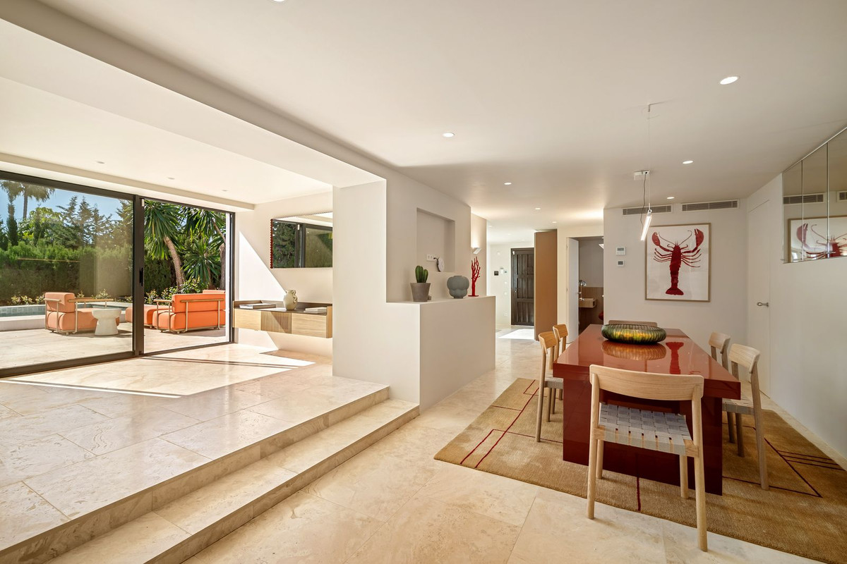 4 Bed, 4 Bath, HouseFor Sale, Las Brisas, Malaga