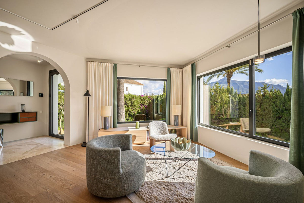 4 Bed, 4 Bath, HouseFor Sale, Las Brisas, Malaga