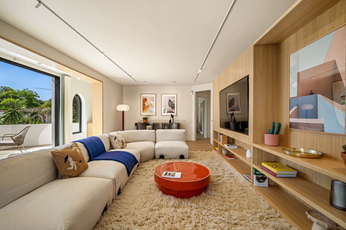 4 Bed, 4 Bath, HouseFor Sale, Las Brisas, Malaga