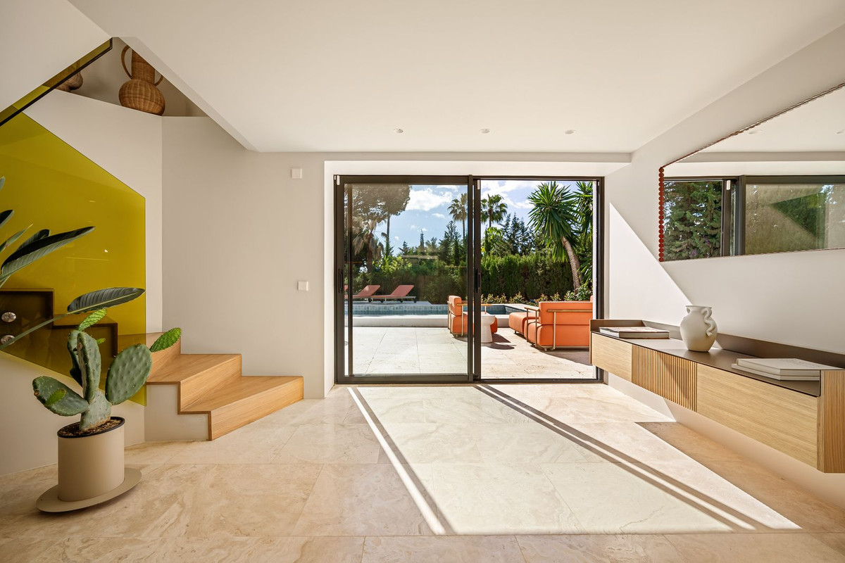 4 Bed, 4 Bath, HouseFor Sale, Las Brisas, Malaga