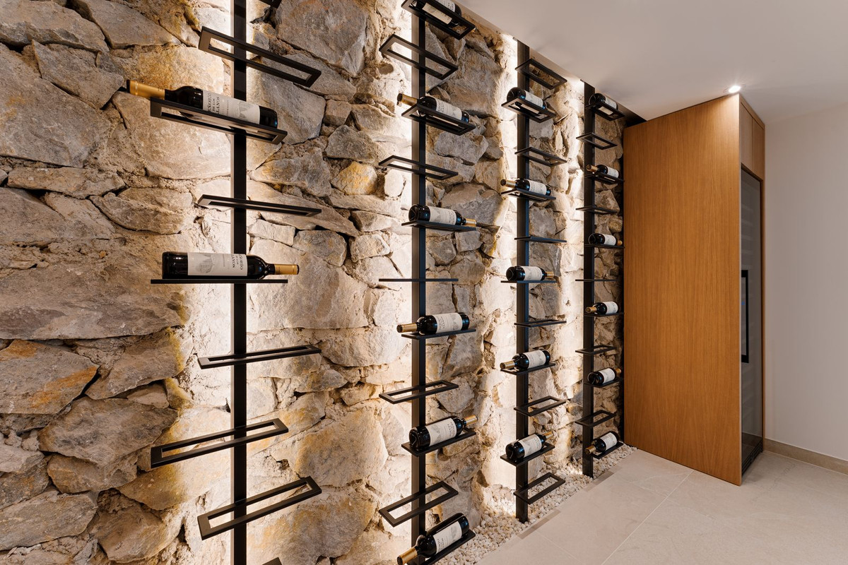 4 Bed, 4 Bath, HouseFor Sale, Nagüeles, Malaga