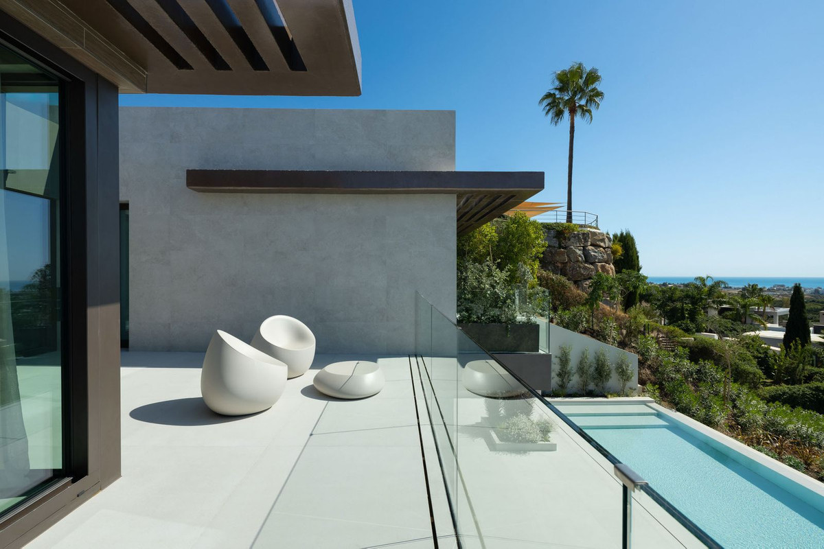 5 Bed, 5 Bath, HouseFor Sale, Los Flamingos Golf, Malaga