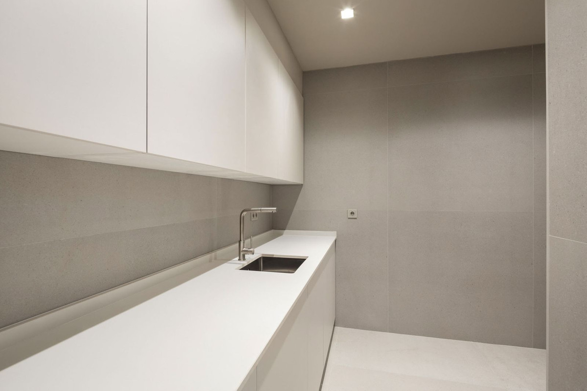 5 Bed, 5 Bath, HouseFor Sale, Los Flamingos Golf, Malaga