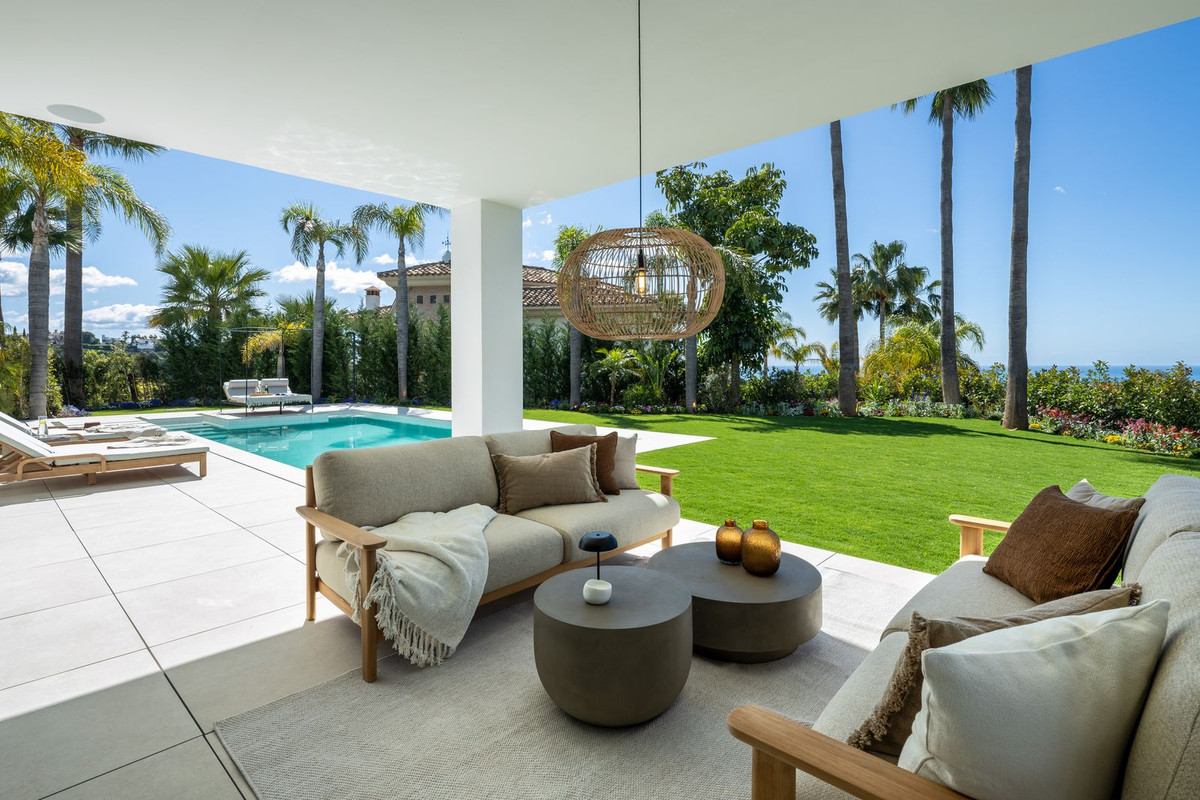 5 Bed, 5 Bath, HouseFor Sale, Los Arqueros Golf, Malaga