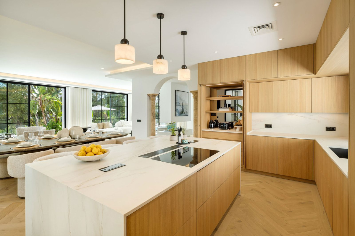 5 Bed, 7 Bath, HouseFor Sale, La Quinta, Malaga