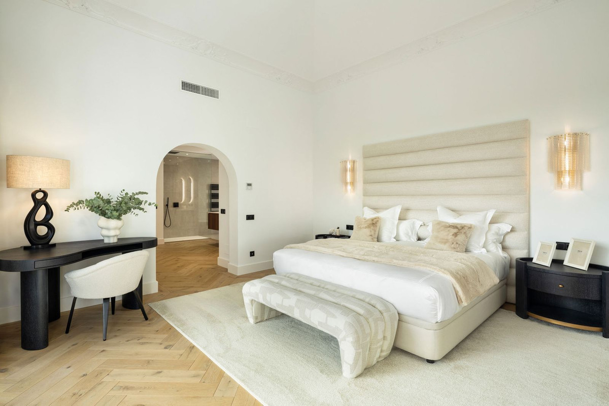 5 Bed, 7 Bath, HouseFor Sale, La Quinta, Malaga