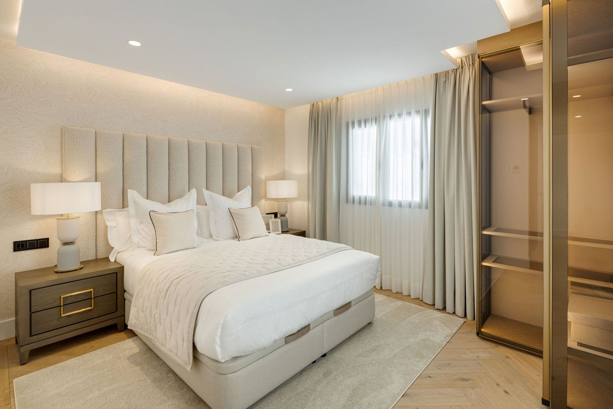 5 Bed, 7 Bath, HouseFor Sale, La Quinta, Malaga