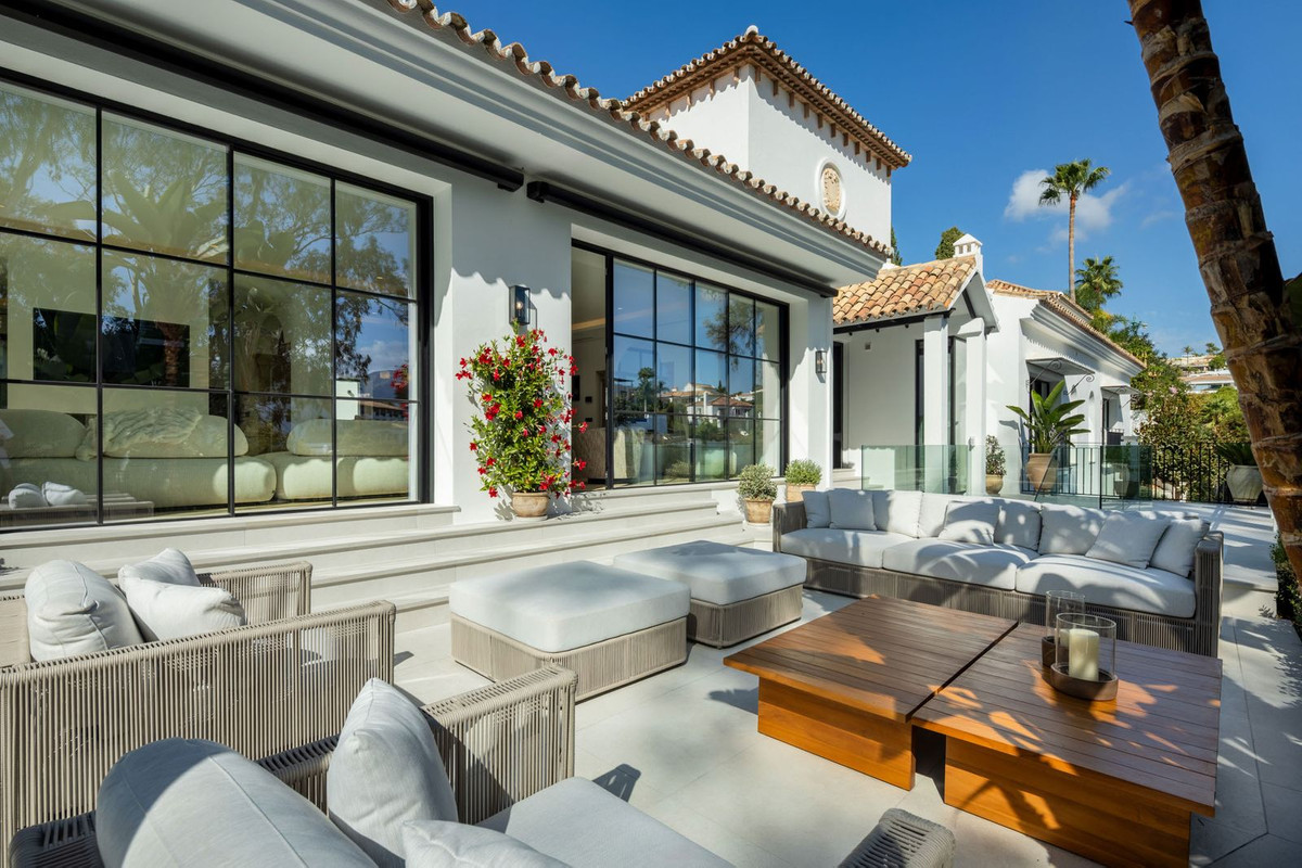 5 Bed, 7 Bath, HouseFor Sale, La Quinta, Malaga