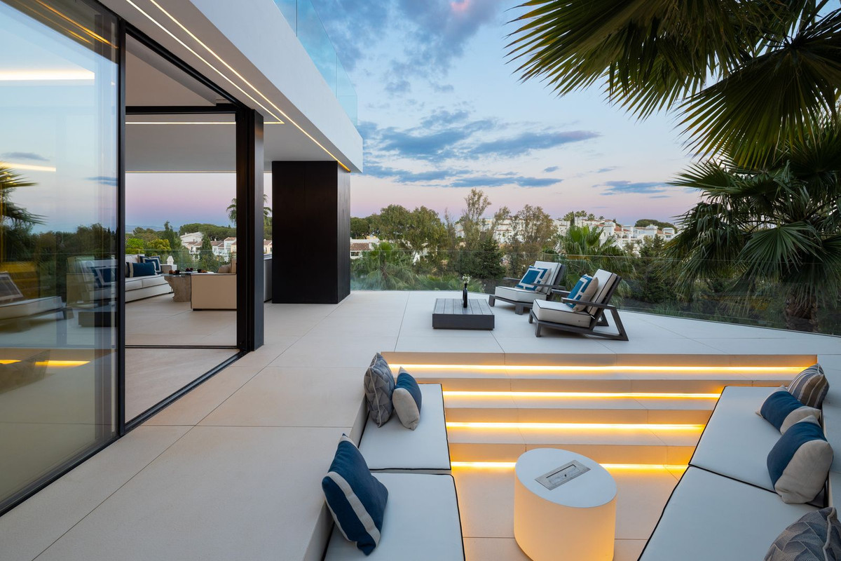 5 Bed, 6 Bath, HouseFor Sale, La Quinta, Malaga