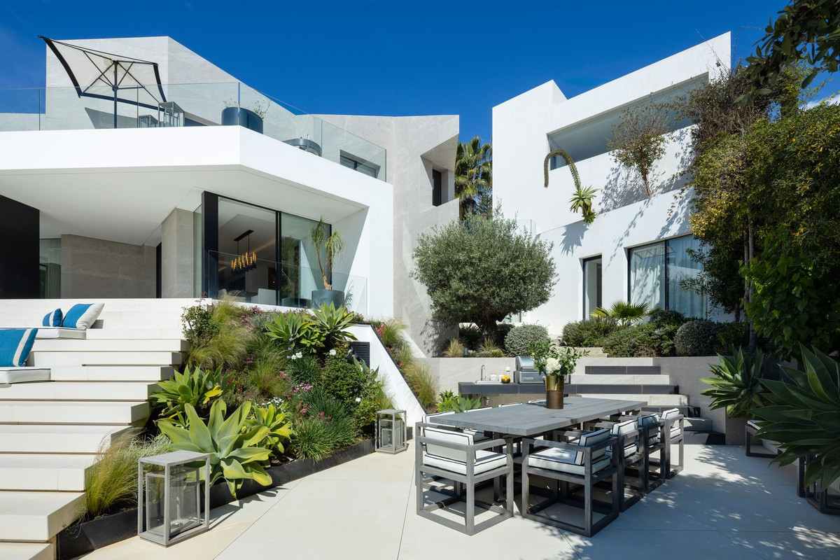 5 Bed, 6 Bath, HouseFor Sale, La Quinta, Malaga