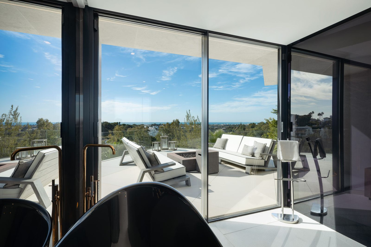 5 Bed, 6 Bath, HouseFor Sale, La Quinta, Malaga