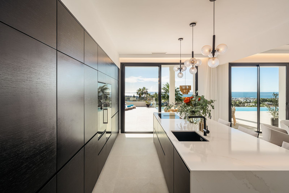 6 Bed, 7 Bath, HouseFor Sale, Los Flamingos Golf, Malaga