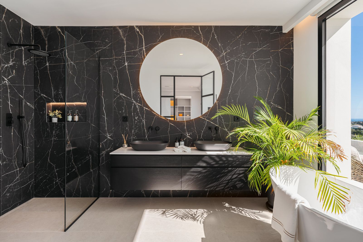 6 Bed, 7 Bath, HouseFor Sale, Los Flamingos Golf, Malaga