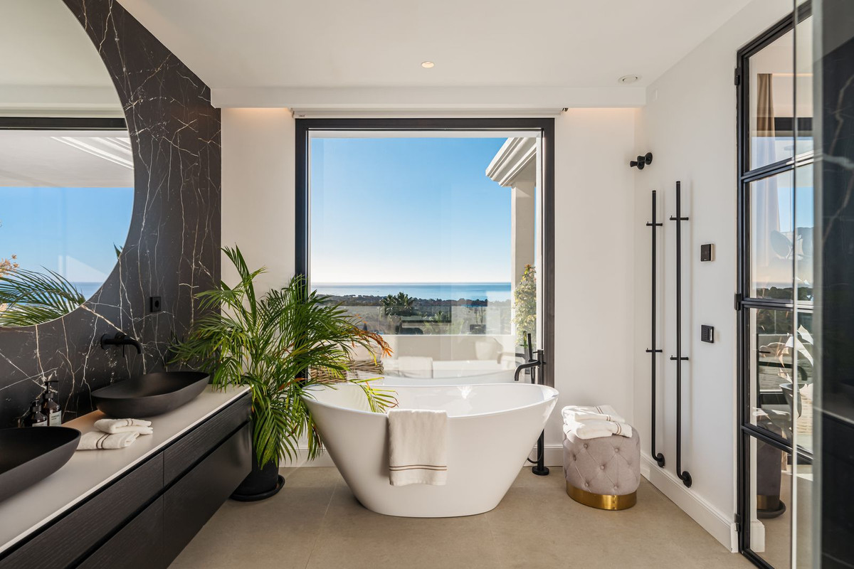 6 Bed, 7 Bath, HouseFor Sale, Los Flamingos Golf, Malaga