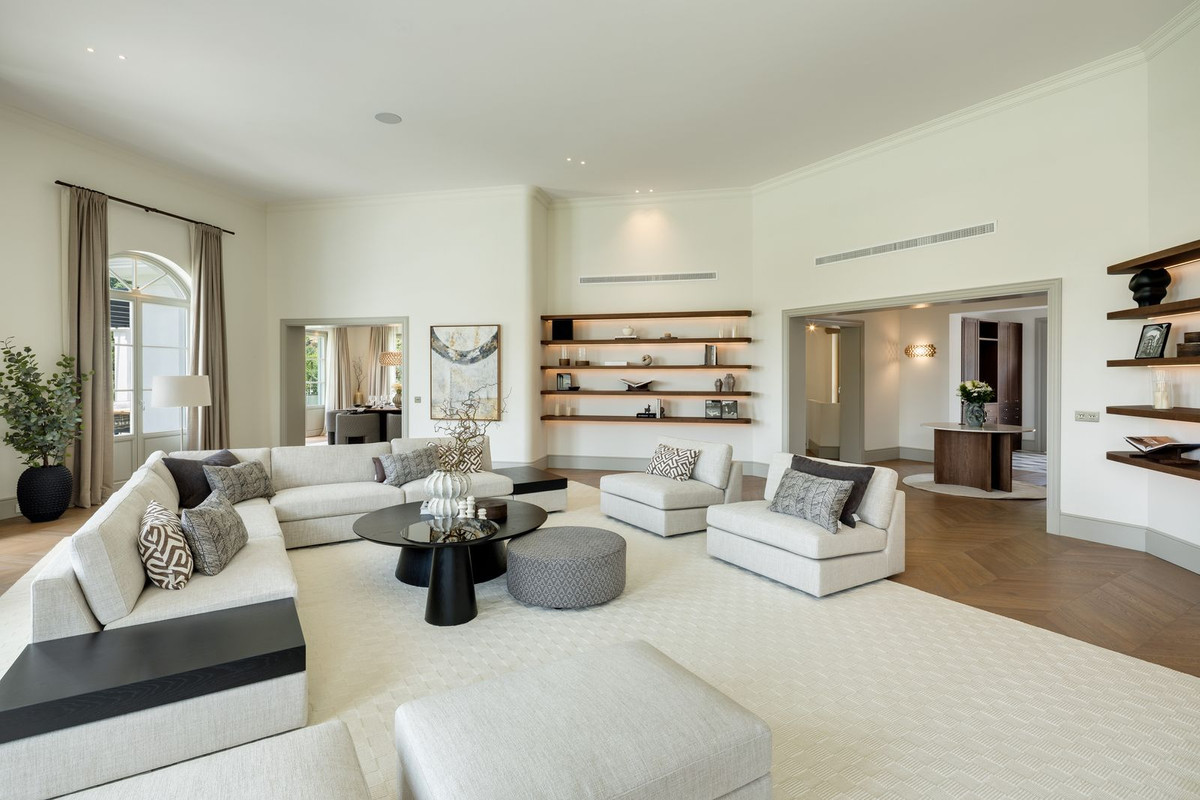 5 Bed, 6 Bath, HouseFor Sale, La Zagaleta, Malaga