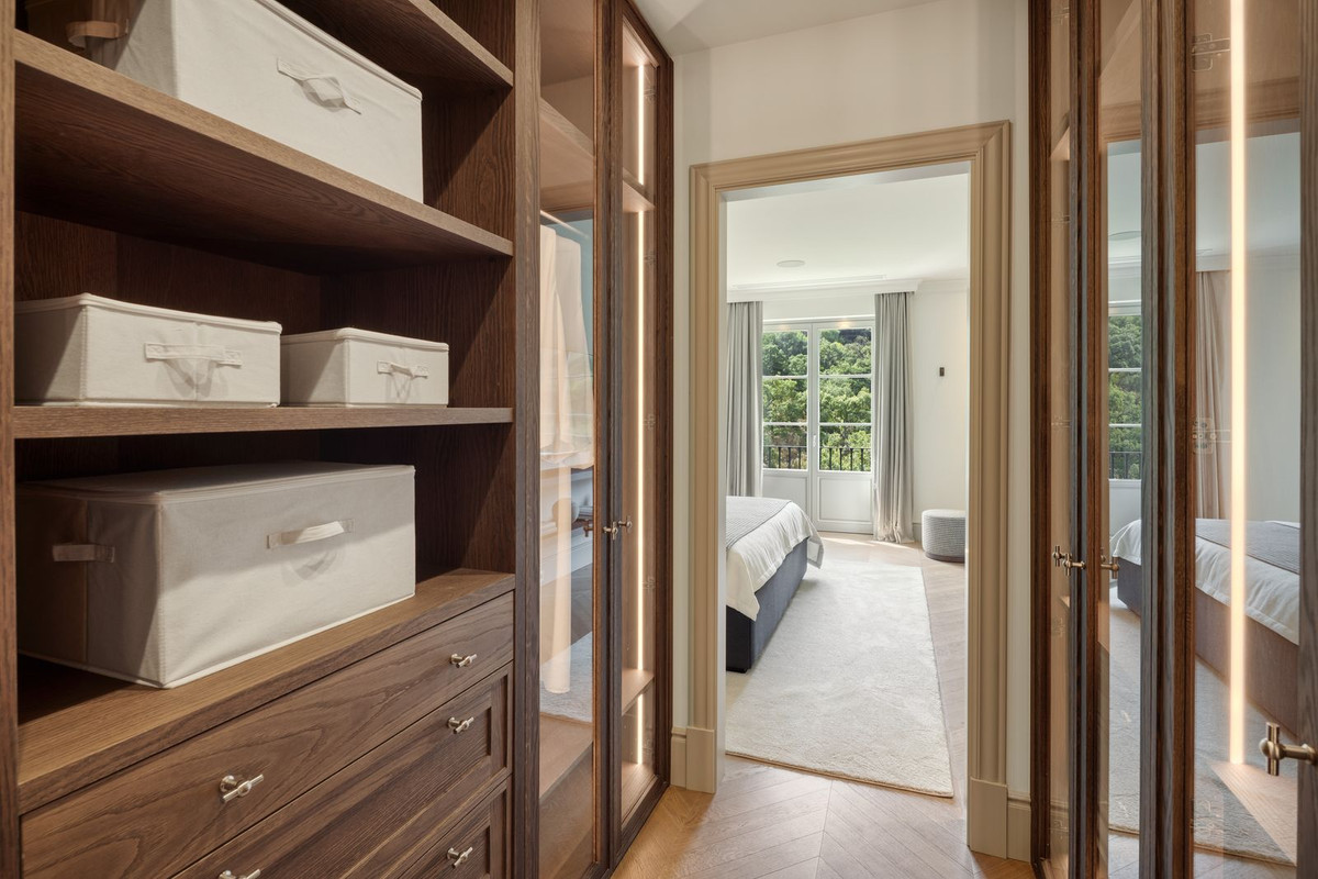 5 Bed, 6 Bath, HouseFor Sale, La Zagaleta, Malaga