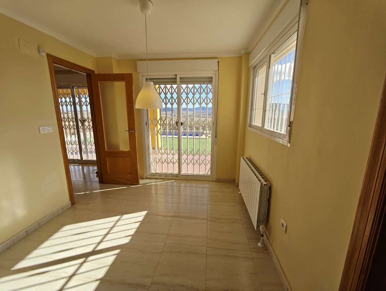 4 Bed, 3 Bath, HouseFor Sale, Pinoso, Alicante