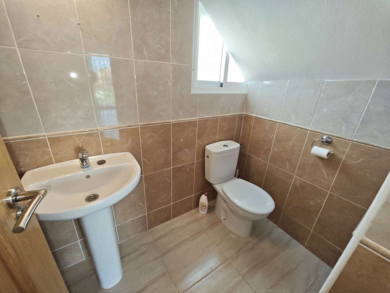 4 Bed, 3 Bath, HouseFor Sale, Pinoso, Alicante