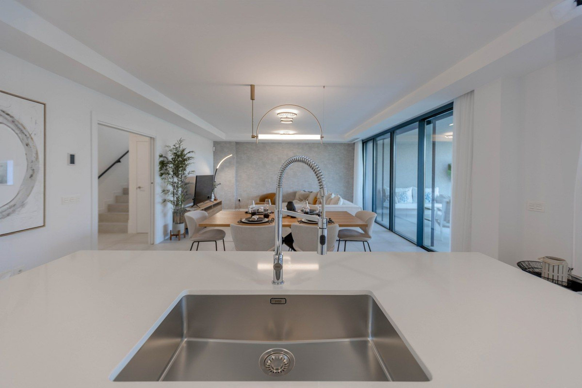 3 Bed, 2 Bath, HouseFor Sale, Mijas Costa, Malaga