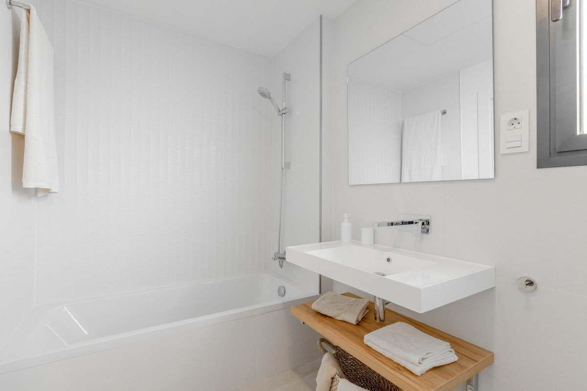 3 Bed, 2 Bath, HouseFor Sale, Mijas Costa, Malaga