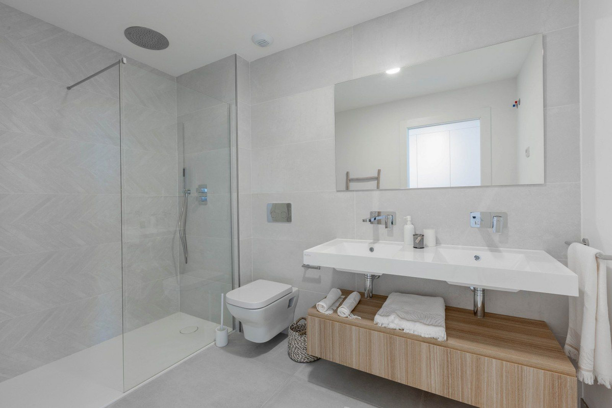 3 Bed, 2 Bath, HouseFor Sale, Mijas Costa, Malaga