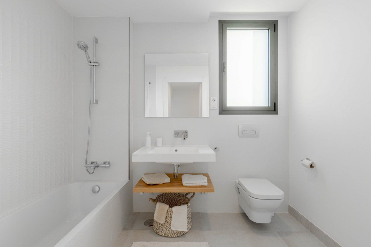 3 Bed, 2 Bath, HouseFor Sale, Mijas Costa, Malaga