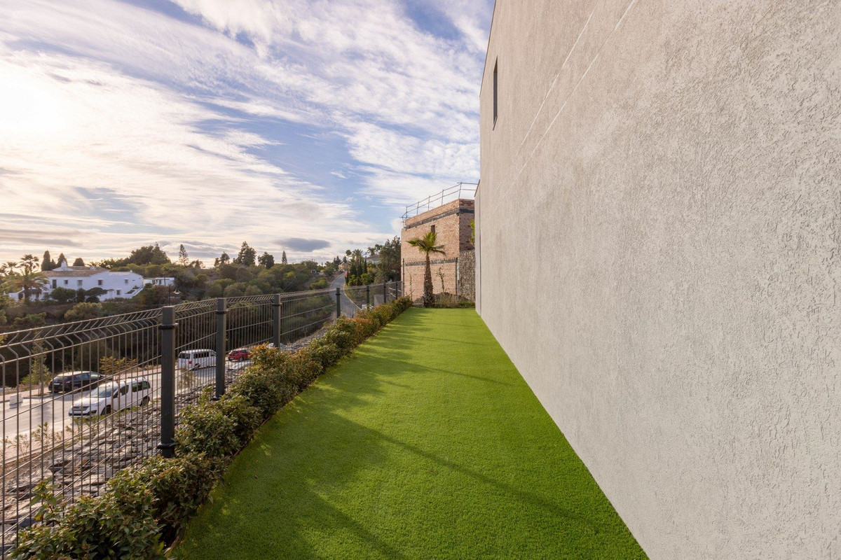 3 Bed, 2 Bath, HouseFor Sale, Mijas Costa, Malaga