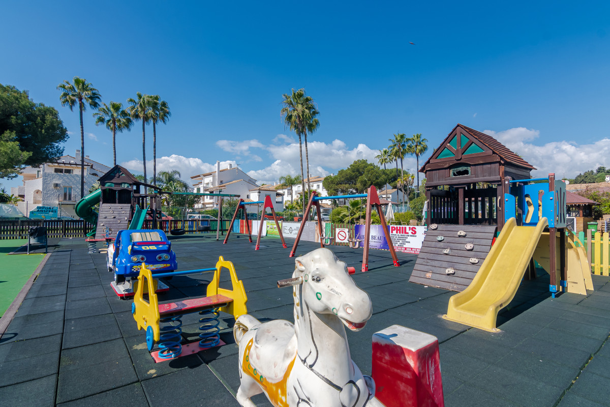 Commercial Property, For Sale