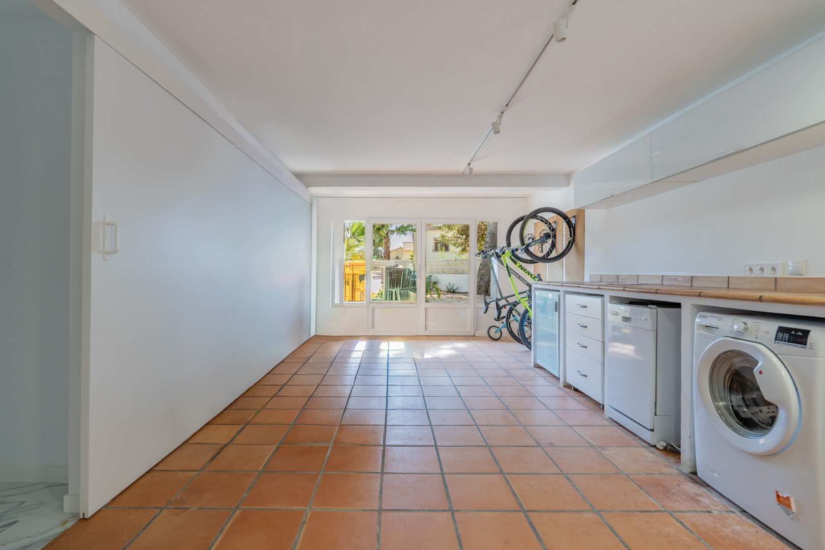 5 Bed, 2 Bath, HouseFor Sale, Calpe, Alicante