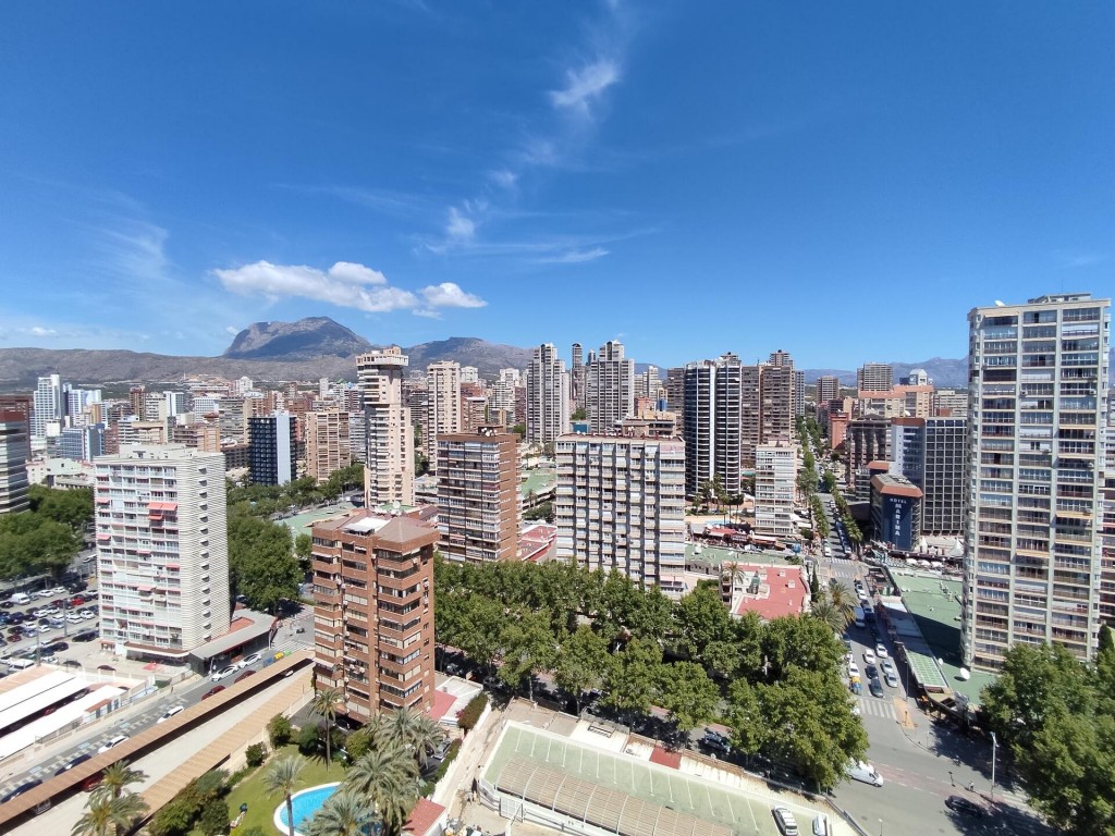 3 Bed, 3 Bath, ApartmentFor Sale, Benidorm, Alicante