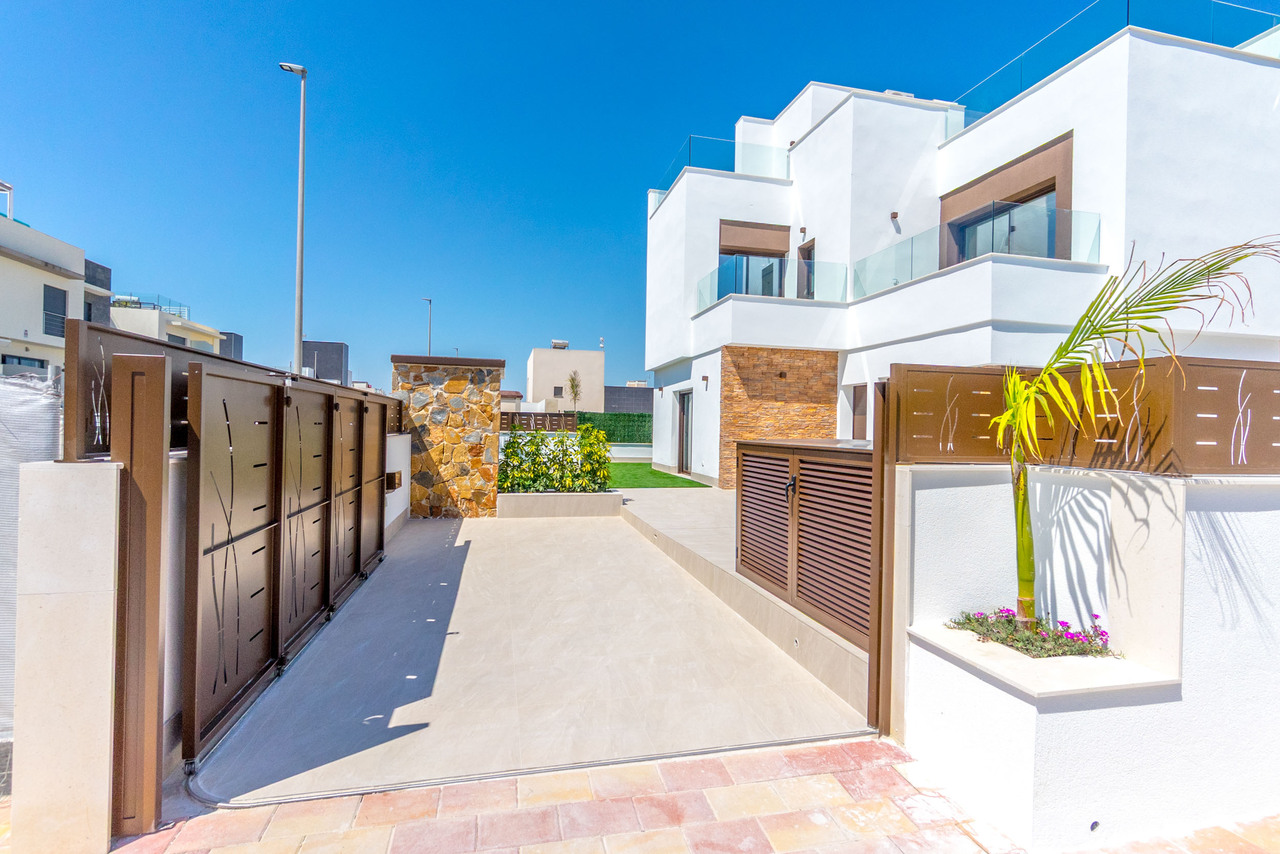 3 Bed, 3 Bath, HouseFor Sale, Benijofar, Alicante