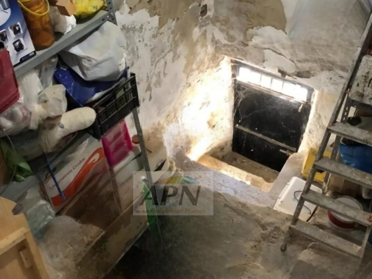 4 Bed, 2 Bath, HouseFor Sale, Álora, Malaga