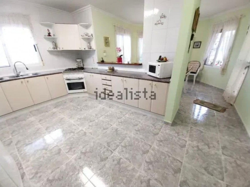 4 Bed, 2 Bath, HouseFor Sale, La Nucia, Alicante