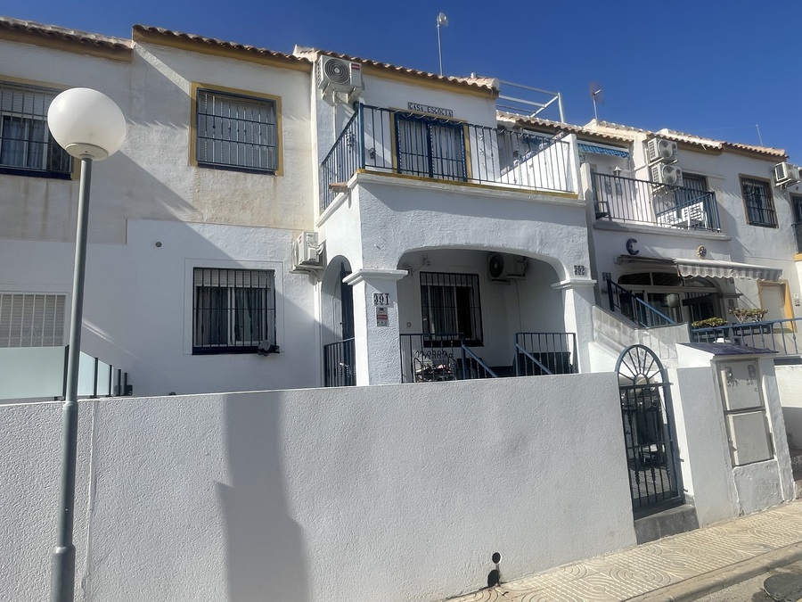 3 Bed, 1 Bath, ApartmentFor Sale, La Florida, Alicante