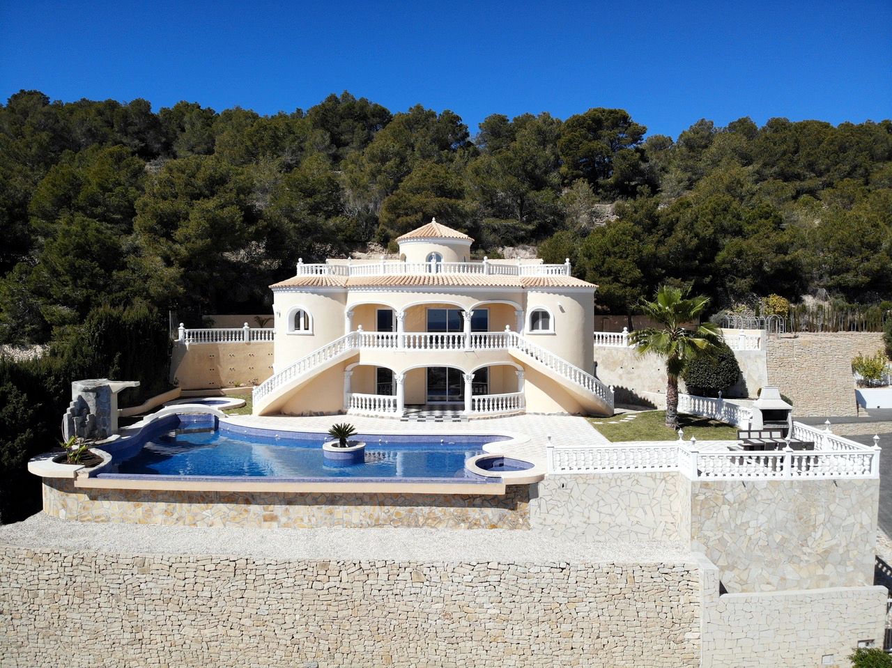 4 Bed, 4 Bath, HouseFor Sale, Calpe, Alicante
