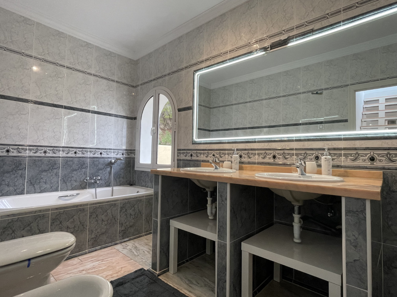 4 Bed, 4 Bath, HouseFor Sale, Calpe, Alicante